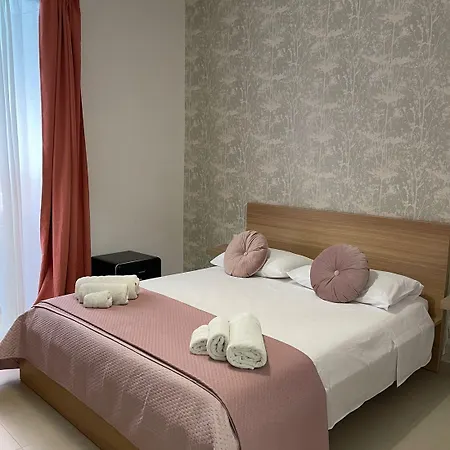 Domus Carmela 4* נאפולי